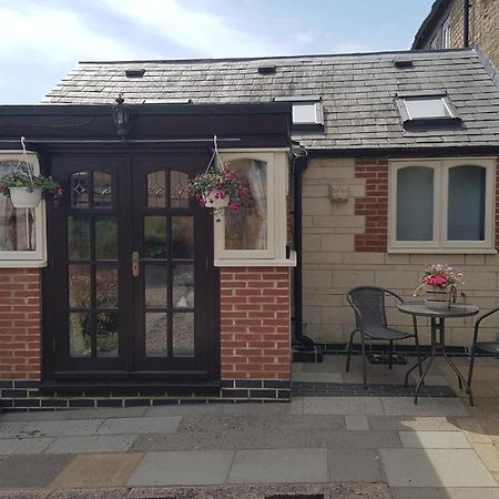 Irthlingborough Ruby Cottage מראה חיצוני תמונה